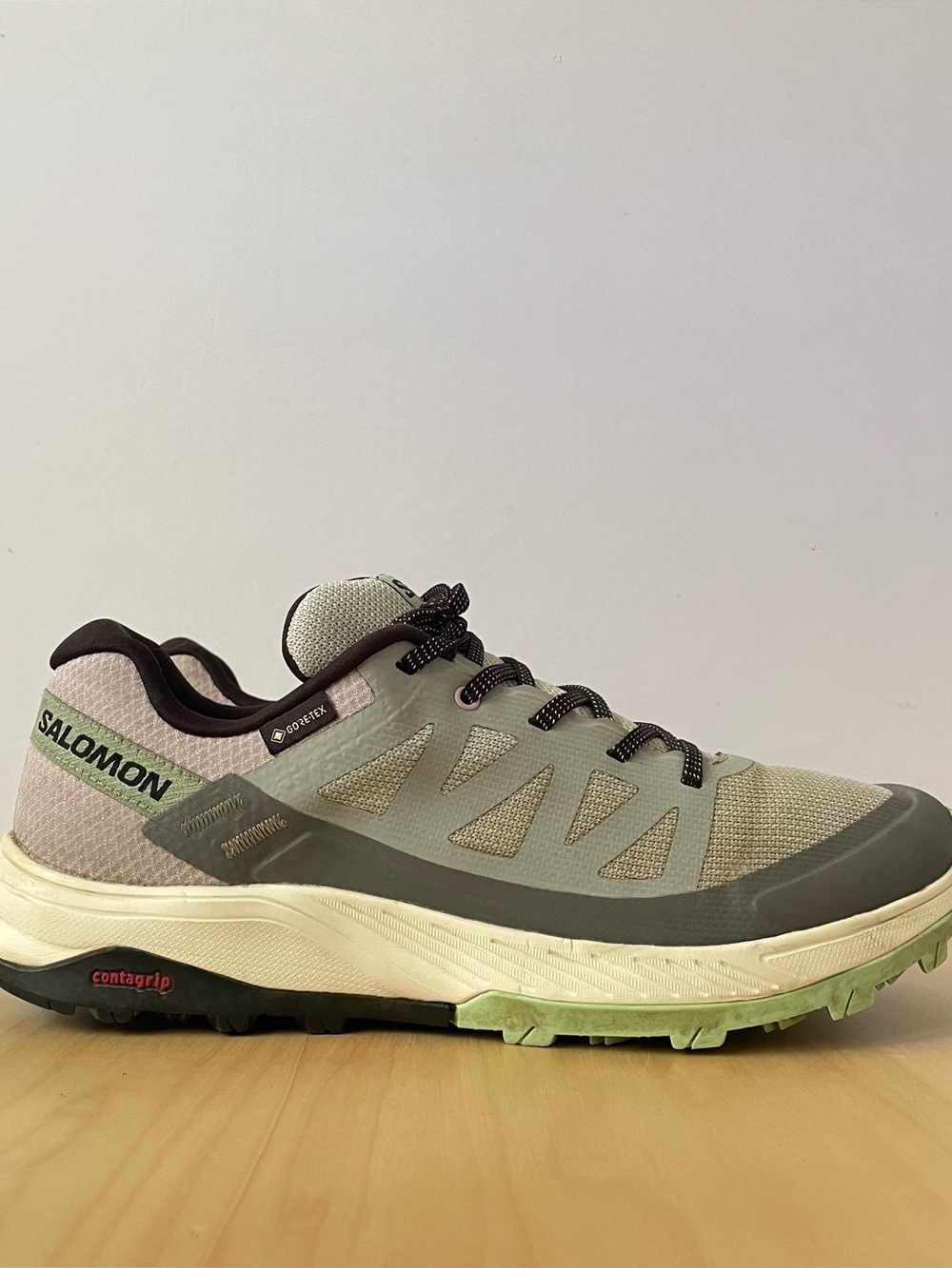 Salomon Men’s Outrise GORE-TEX Trail Running Shoes | US 7.5